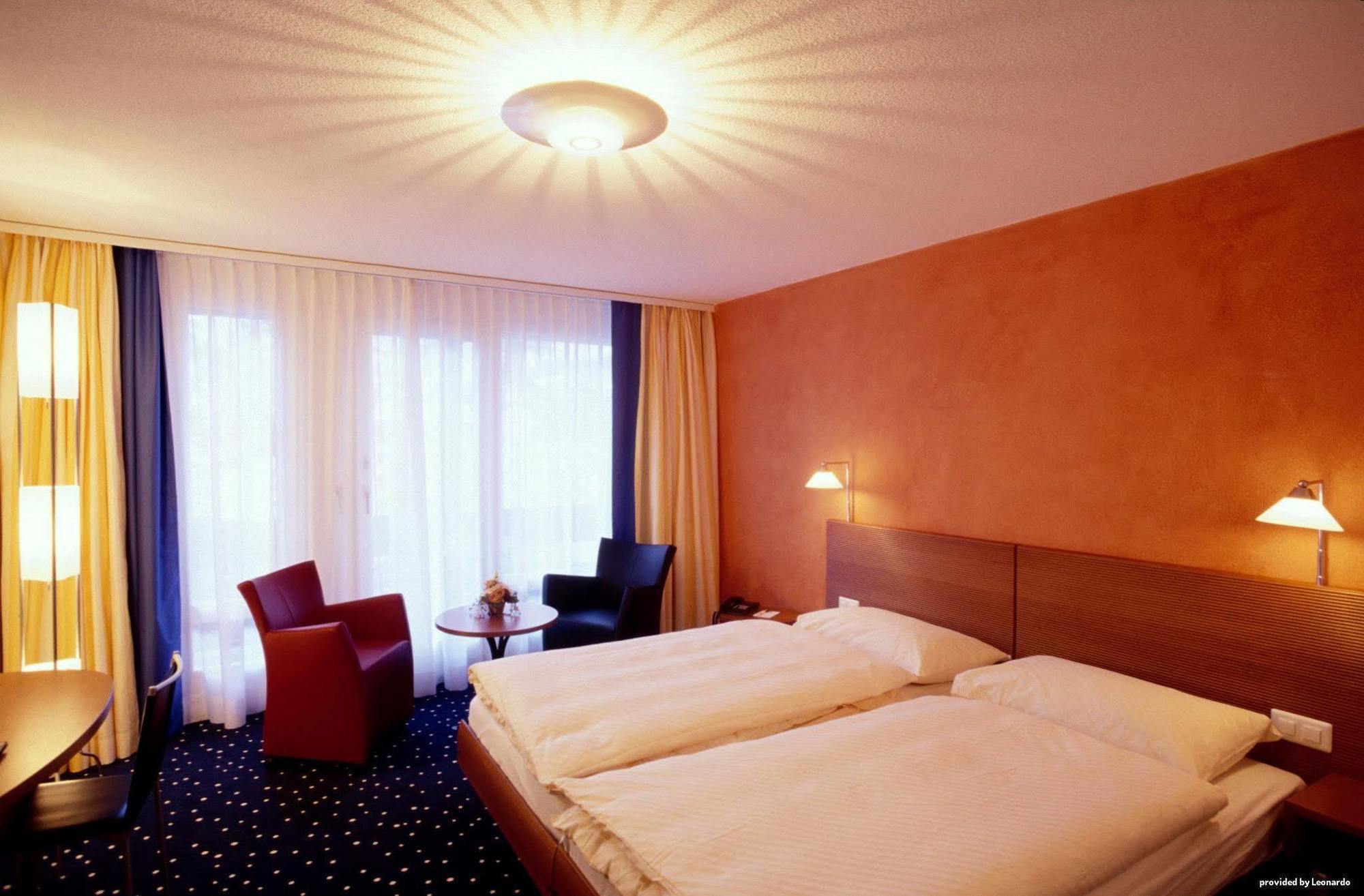 Hotel Metropol Saas-Fee Phòng bức ảnh
